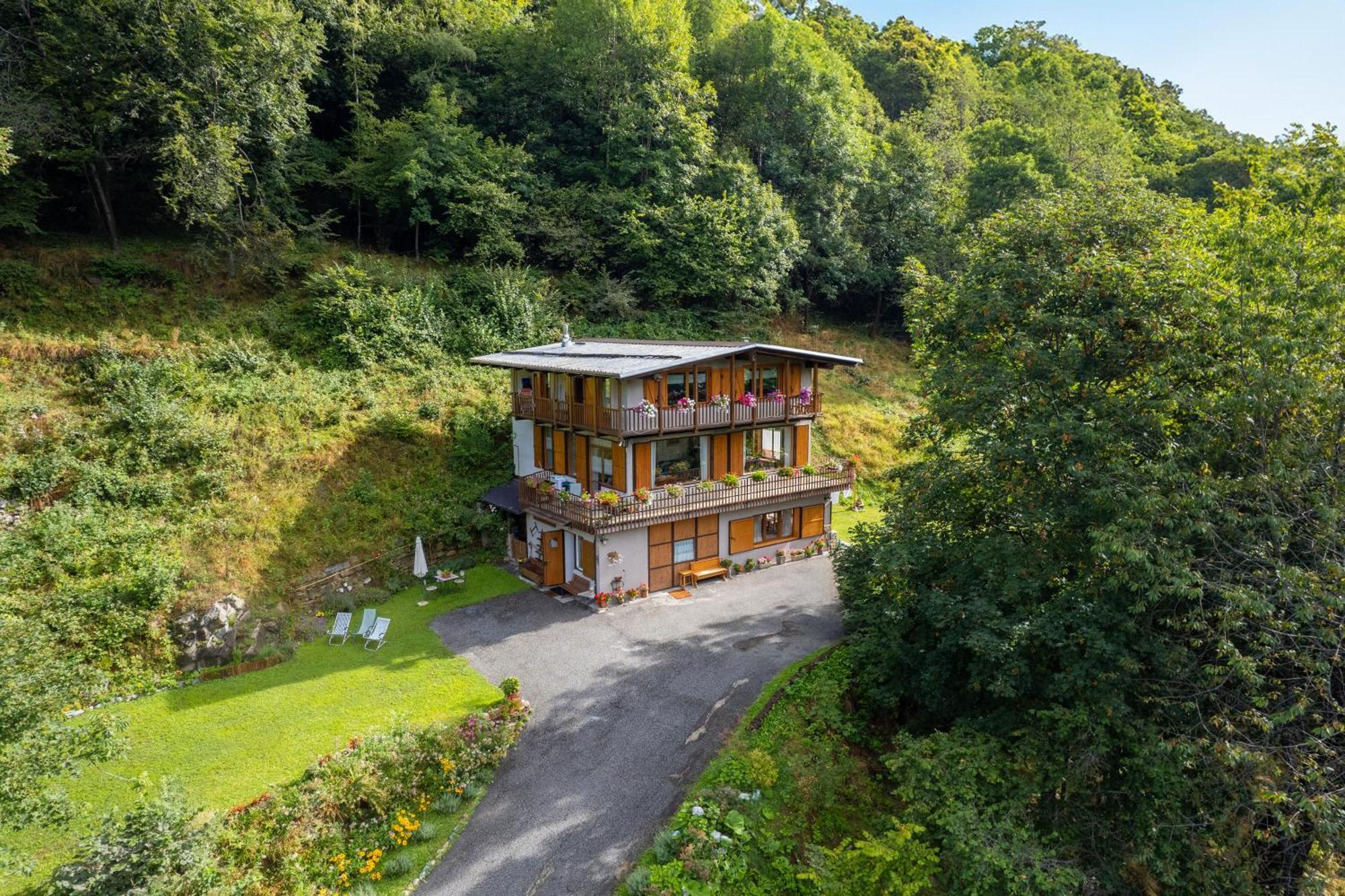 La Finestra Sul Monviso Apartment Crissolo Exterior photo